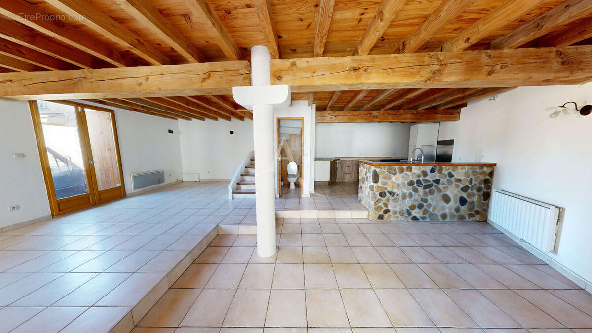 Proche Carcassonne, Maison de Caractères avec piscine et garage - photo 12