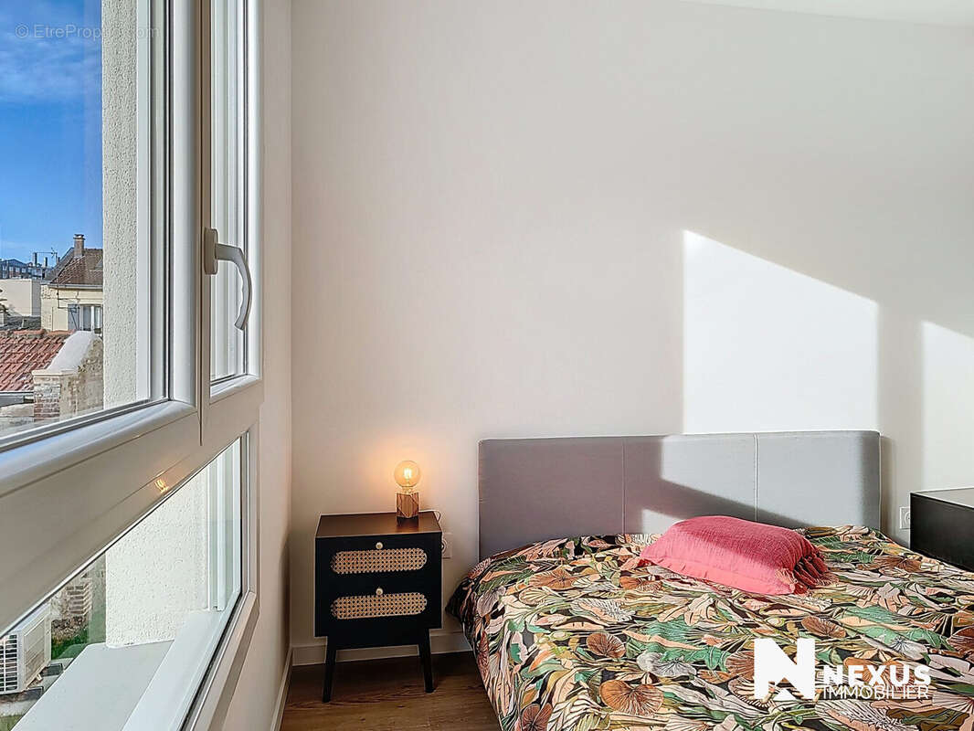 chambre 1 nord-est - Maison à SOTTEVILLE-LES-ROUEN