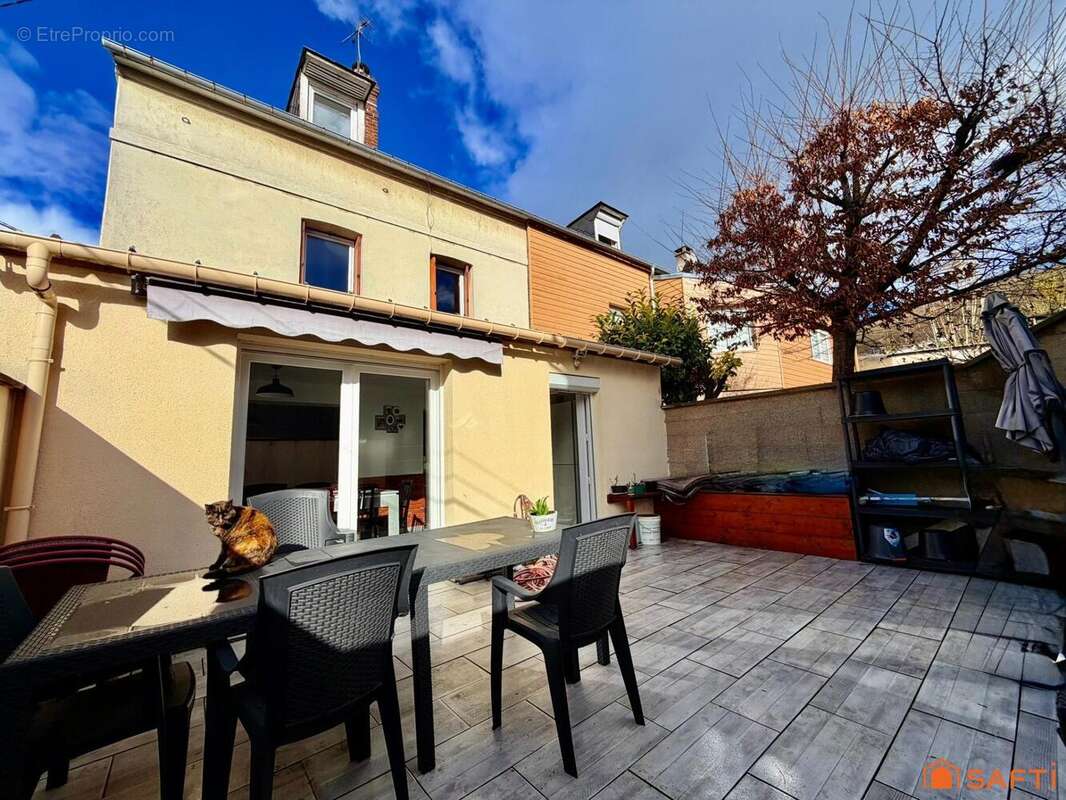 Photo 8 - Maison à DEVILLE-LES-ROUEN