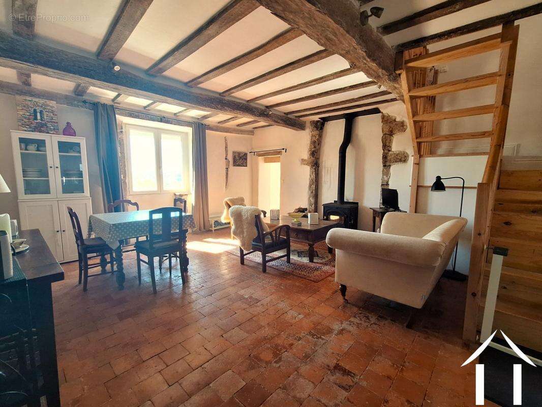 Maison à SAISY