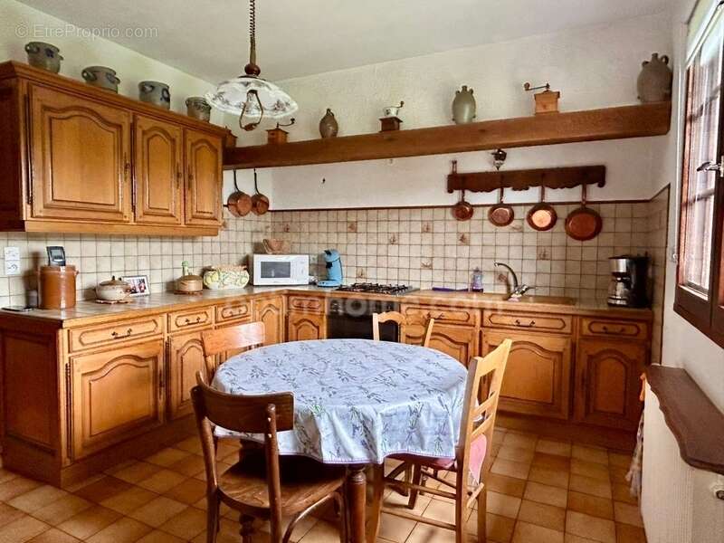 Maison individuelle – Vie de plain-pied – 5 chambres possibles – Sous-sol complet – Terrain clos de 1 000 m² – Mouzon (proche Be - photo 6
