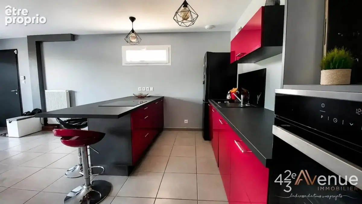 Maison 103 m² à La Ricamarie  - photo 5