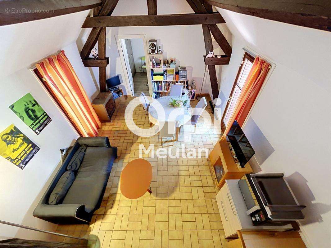 Appartement à MEULAN