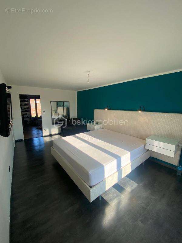 Maison à VILLERS-BRETONNEUX