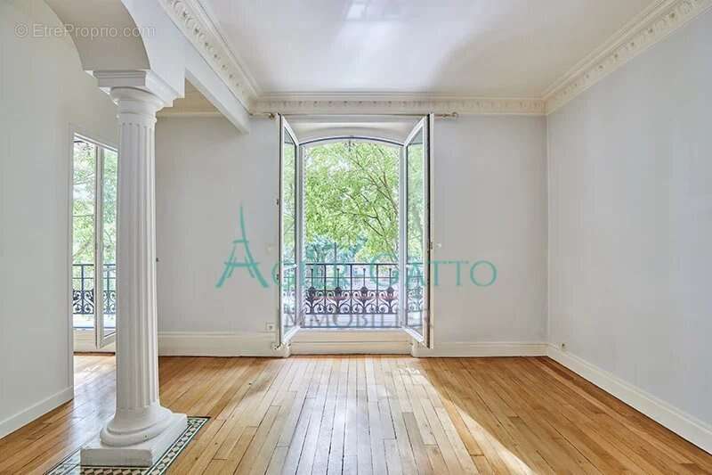 Appartement à PARIS-5E