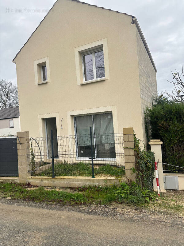 Maison à VILLIERS-SUR-MORIN