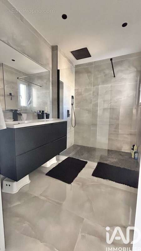 Photo 9 - Maison à MONTUSSAN