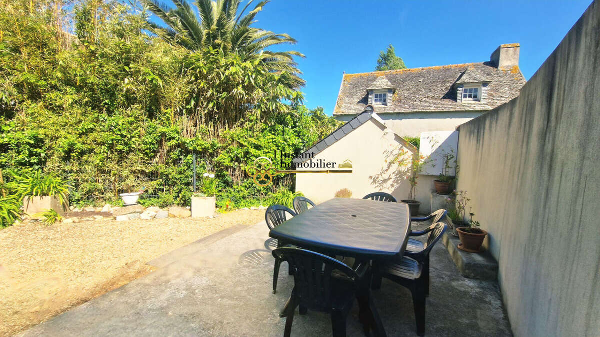 Maison à PLOUGASNOU