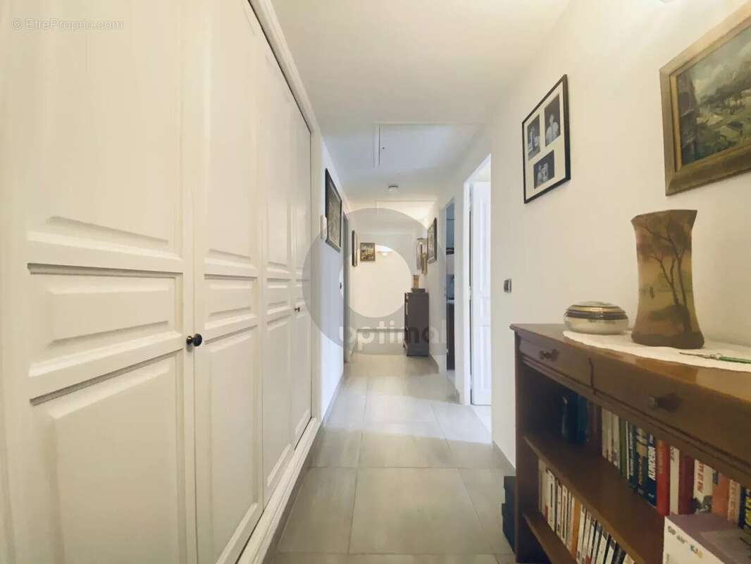 Appartement à ROQUEBRUNE-CAP-MARTIN