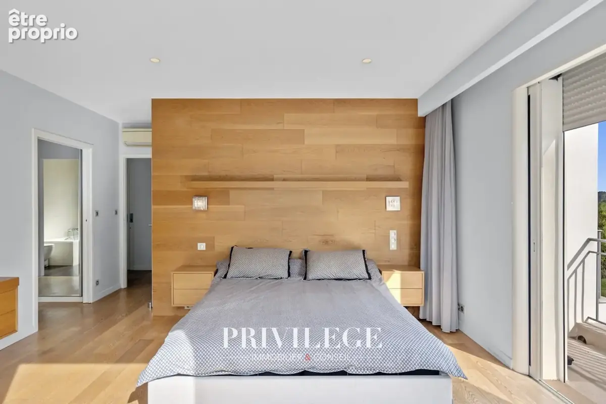 Peymeinade — Villa contemporaine de première main, piscine et ascenseur - photo 20