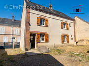 Maison à BELLOU-SUR-HUISNE