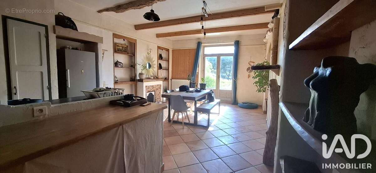 Photo 2 - Maison à ROUGIERS