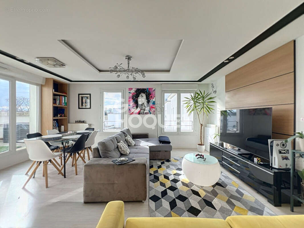 Appartement à STAINS