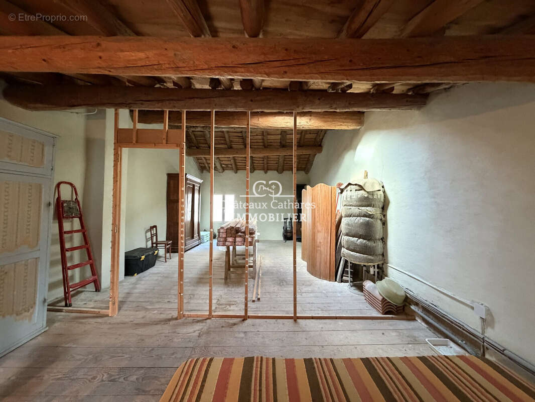 grenier - Maison à SALVEZINES