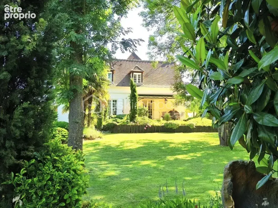 Maison à CLAYE-SOUILLY