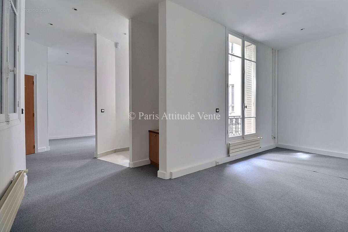 Appartement à PARIS-7E
