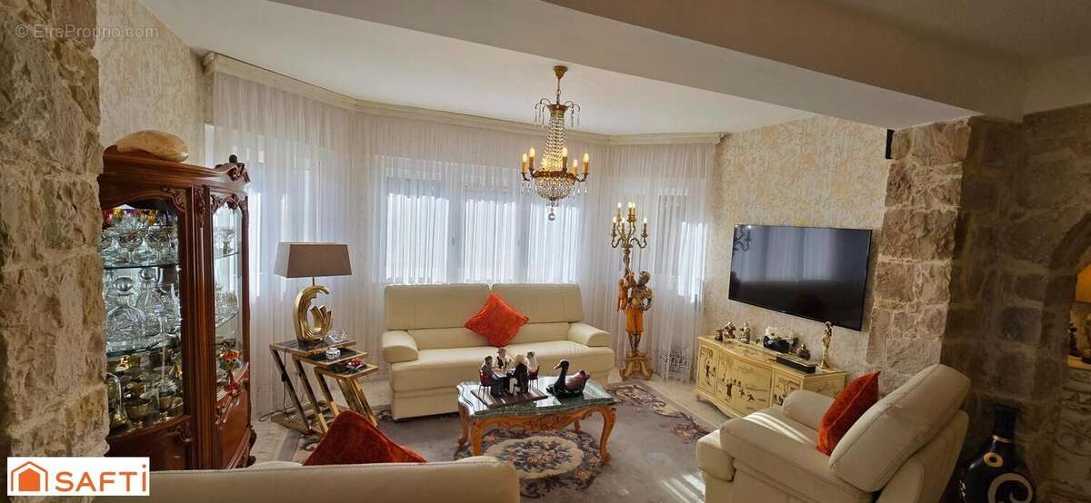 Photo 8 - Maison à ROCHEFORT-DU-GARD