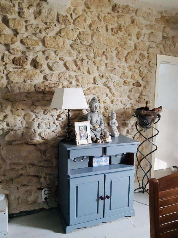 Maison à MAS-SAINTES-PUELLES