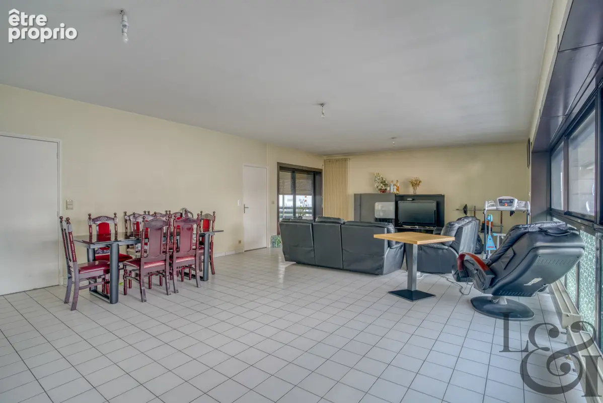 A vendre appartement T5 à Villeneuve-sur-Lot - photo 4