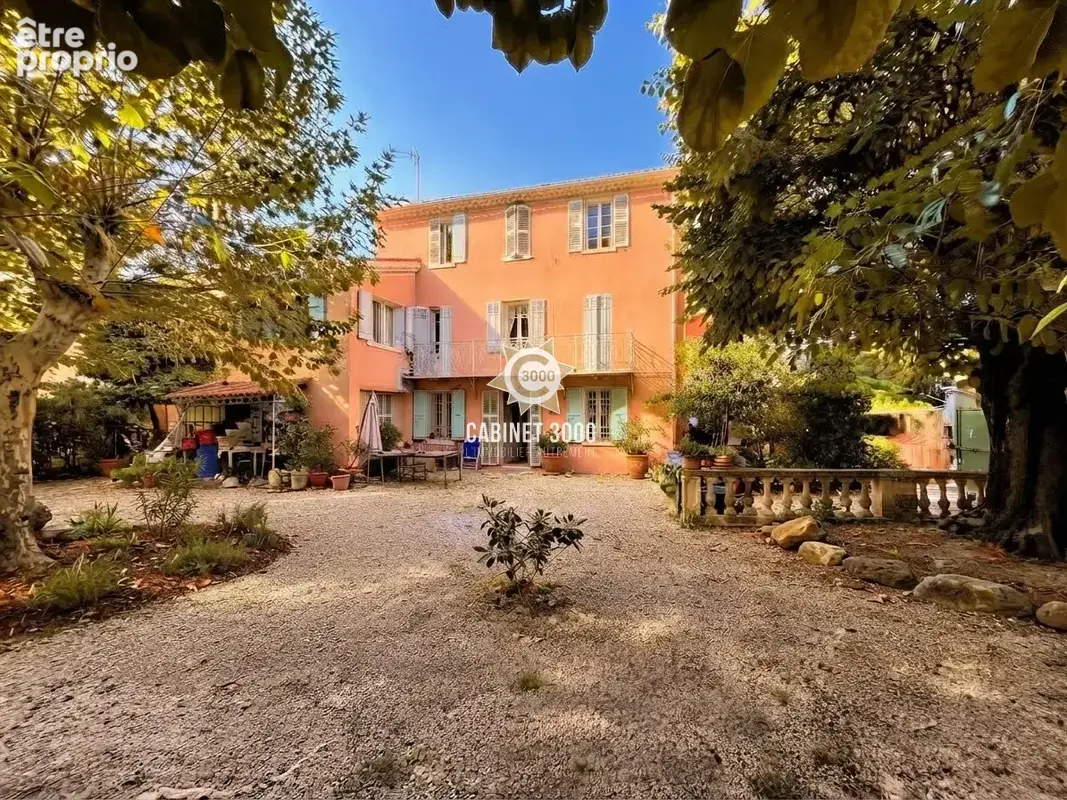 Maison à LA VALETTE-DU-VAR