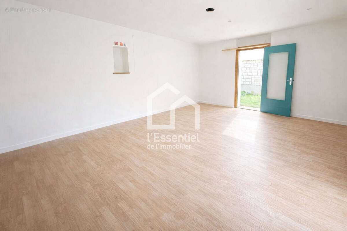 Appartement à VERNEUIL-SUR-SEINE