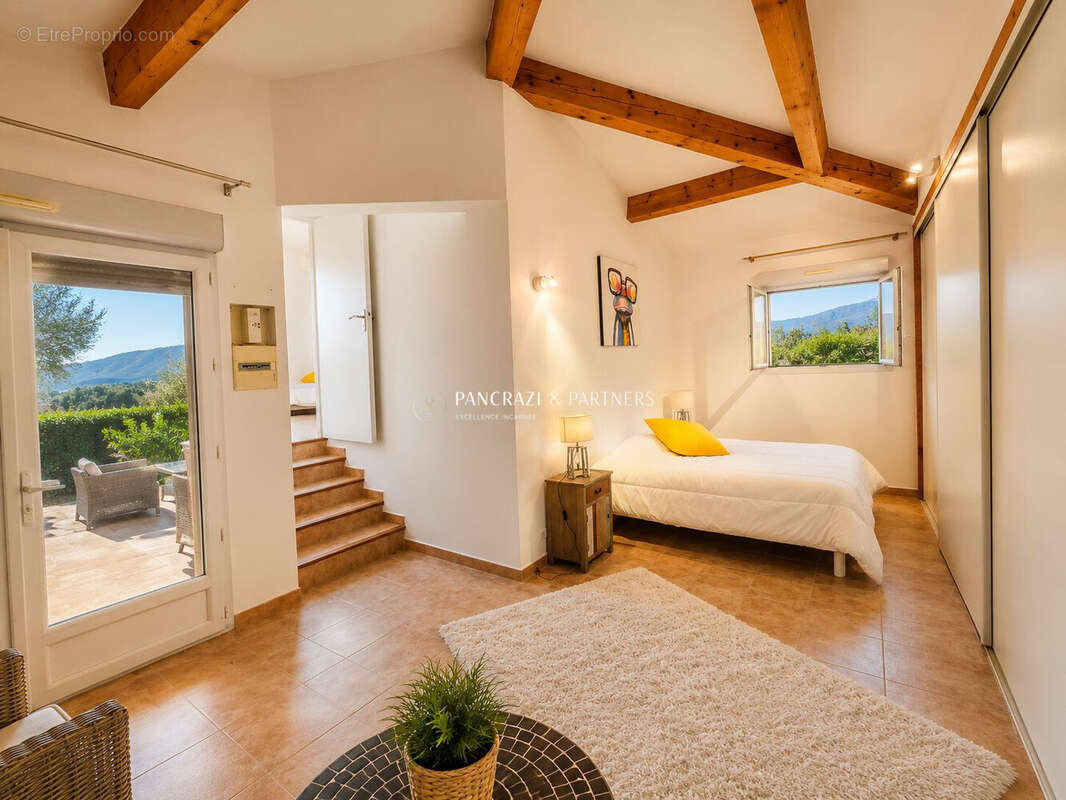 Maison 227 m² à Bastelicaccia  - photo 4