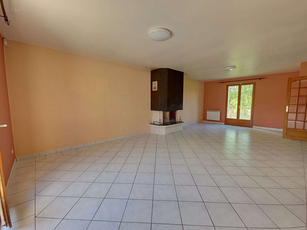 Maison familiale 10 mn gare  epernon 5 chambres - photo 5
