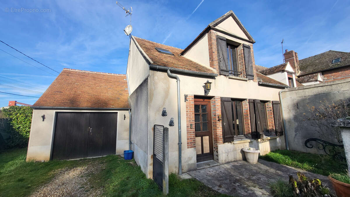 Maison à BRAY-SUR-SEINE