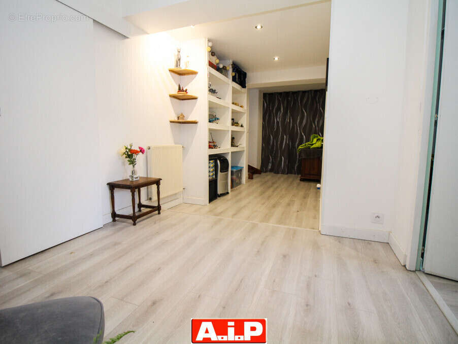 Maison à SAINT-AMAND-SUR-SEVRE