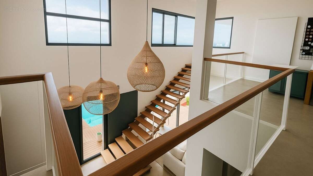 Maison à LES TROIS-BASSINS