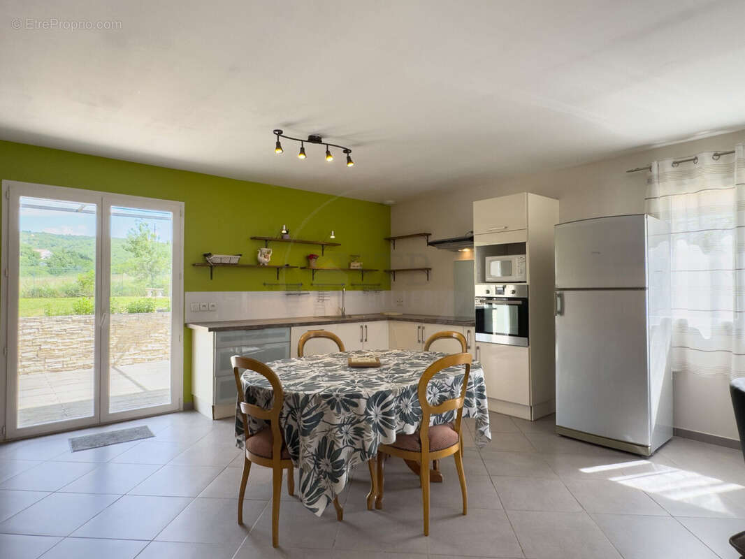 Maison à CHOMERAC