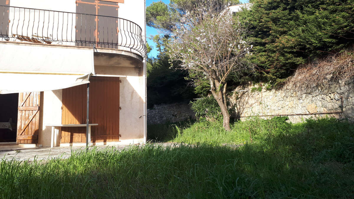 Maison à LE CANNET