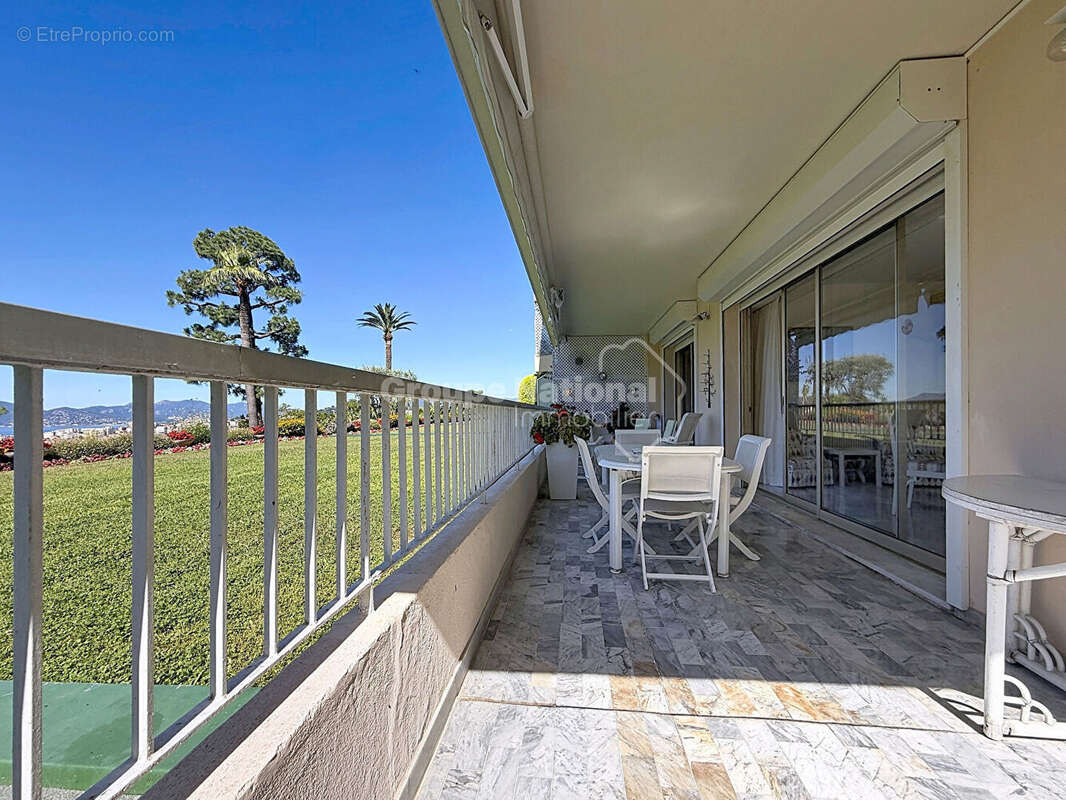 Appartement à CANNES