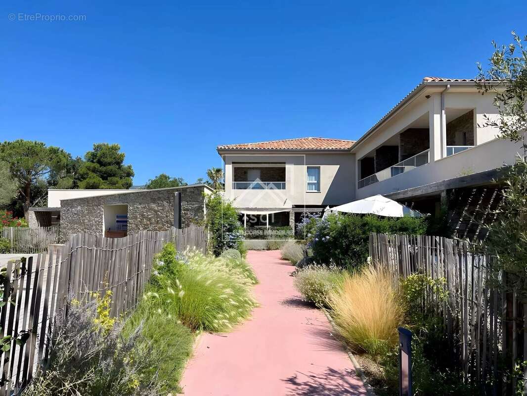 Appartement à LECCI