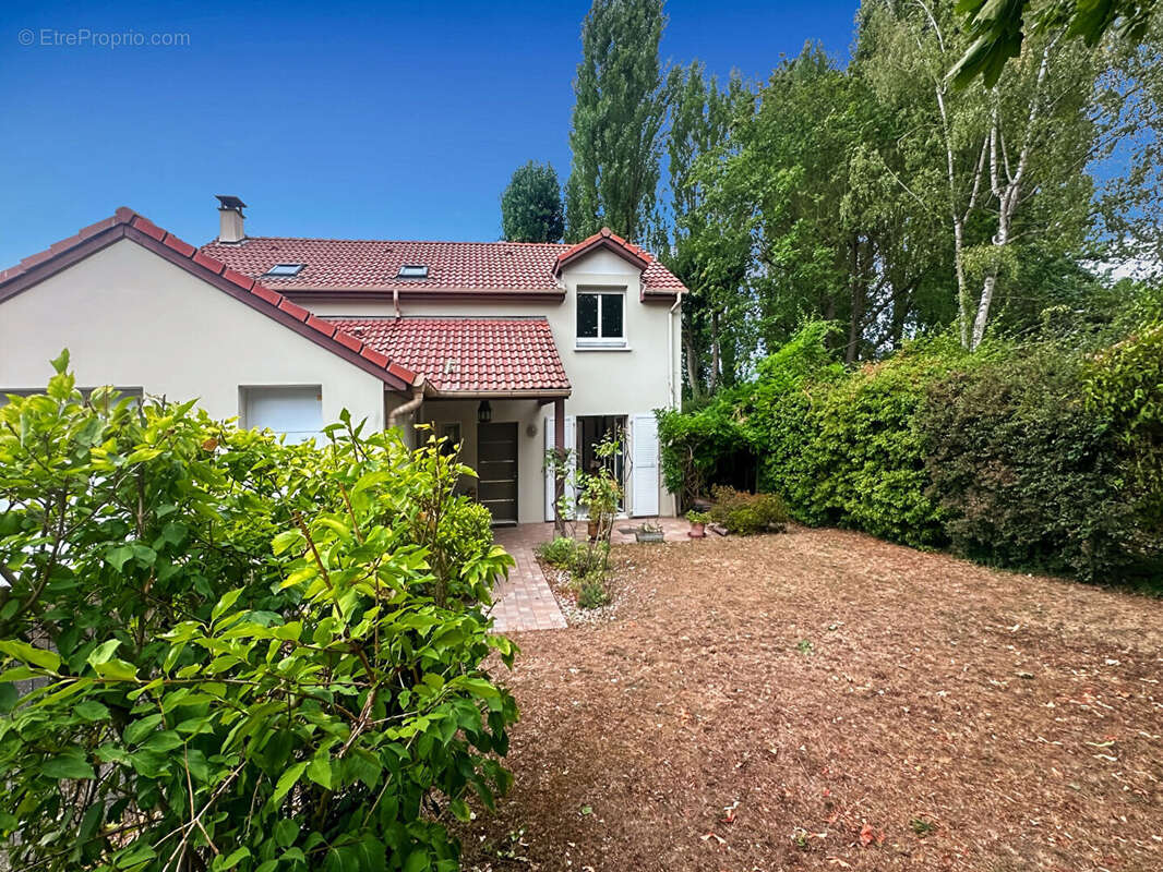 Maison 130m² à verrières-le-buisson - photo 17