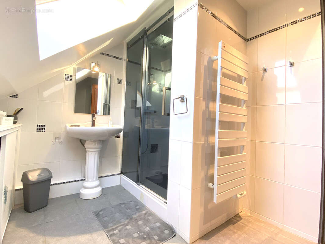 Maison 149 m² à Courtenay  - photo 14