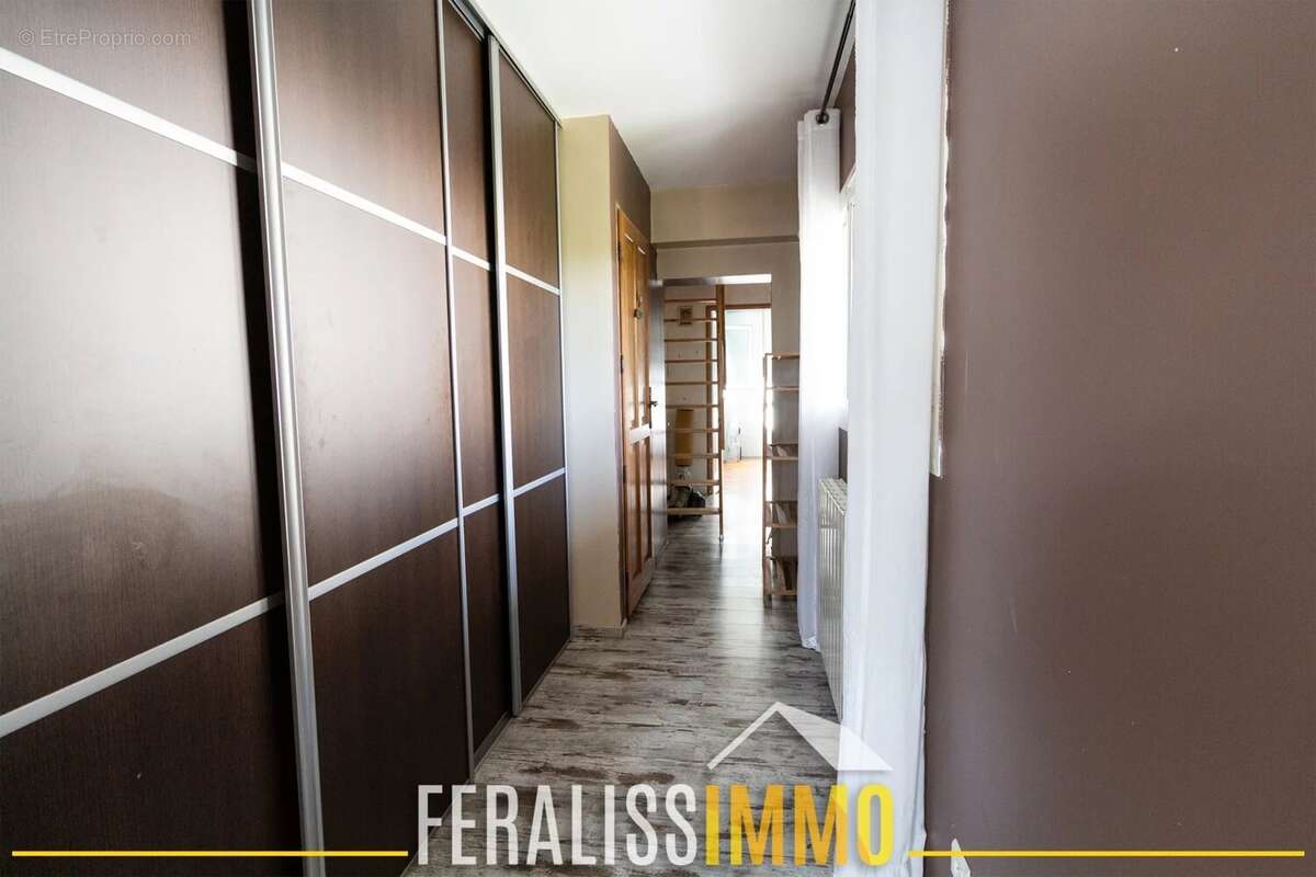 Maison à VAUX-SUR-SEINE