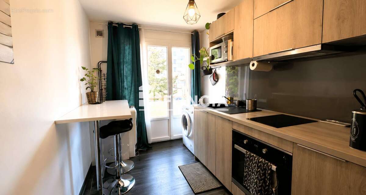Appartement à FONTAINE