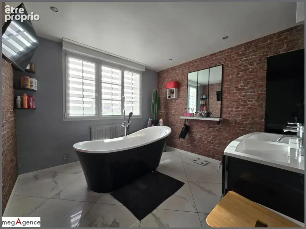 Maison 237 m² , 8 pièces avec logement indépendant – Terrain 3 000 m² - photo 9