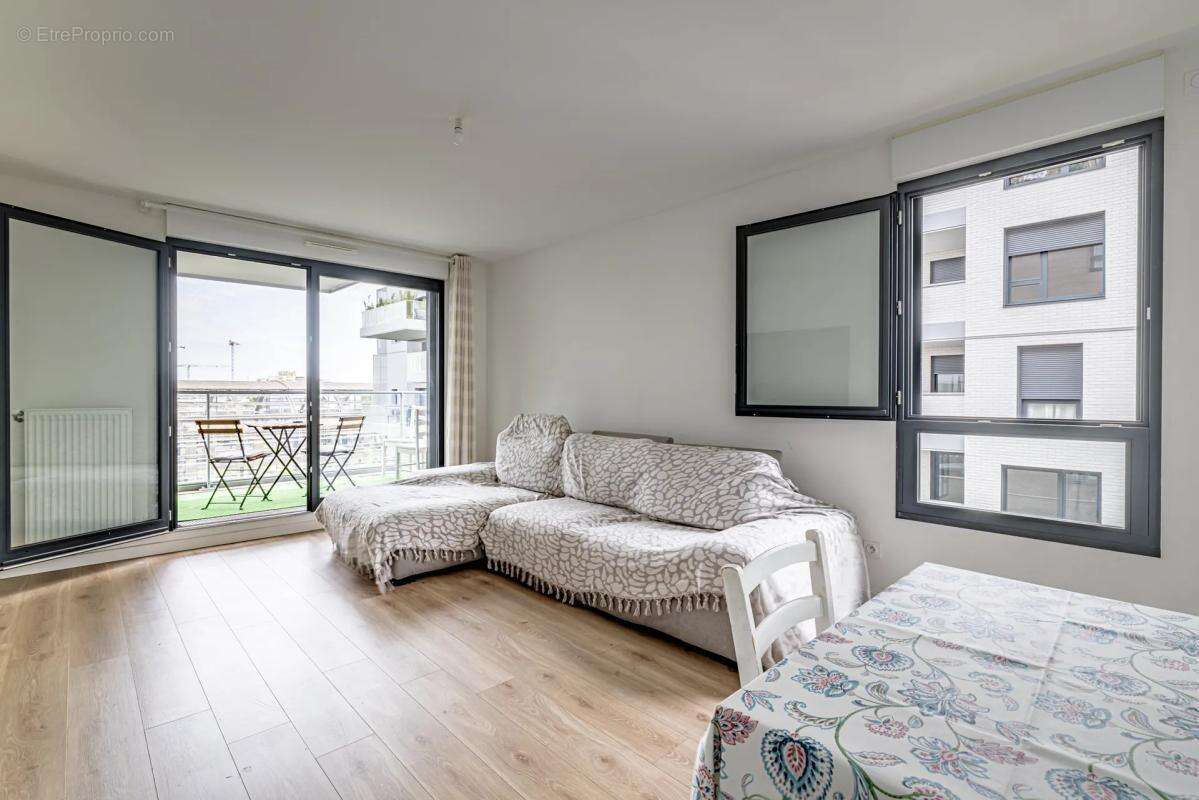 Appartement à ASNIERES-SUR-SEINE