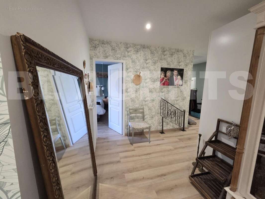 20251121_115805 - Maison à FYE