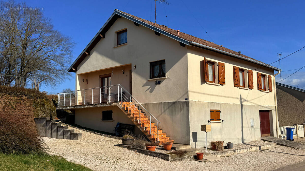 Maison à SAINTE-BARBE