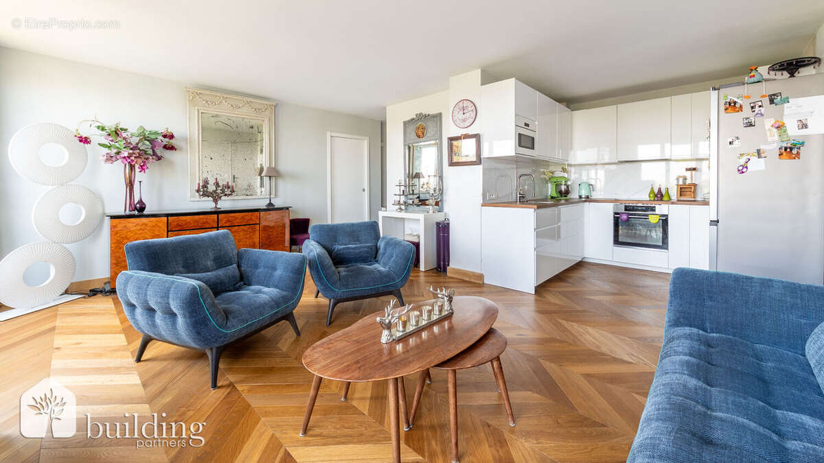 Appartement à PARIS-17E