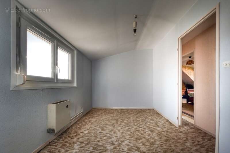 Maison à VILLIERS-SAINT-FREDERIC