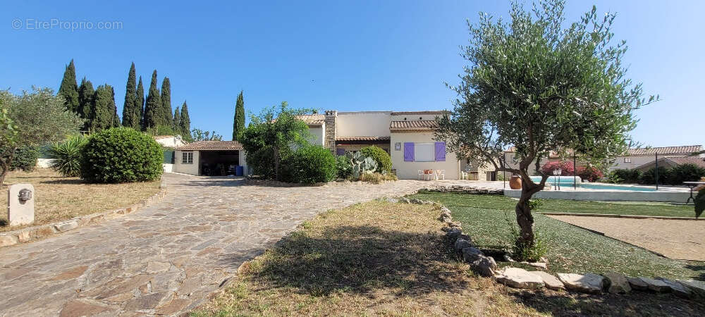 Maison à NEVIAN