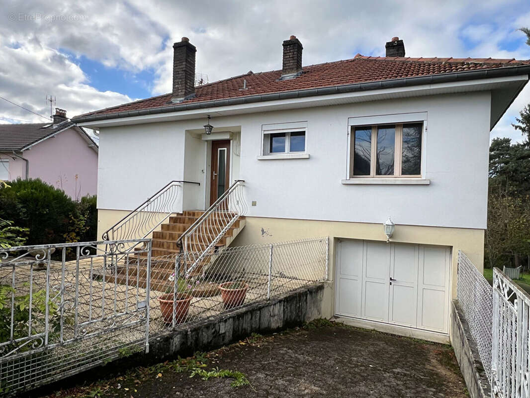 Maison à VELESMES-ESSARTS