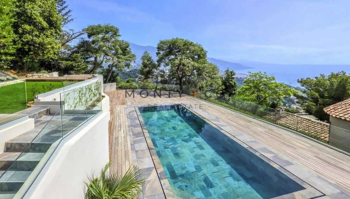 Maison à ROQUEBRUNE-CAP-MARTIN