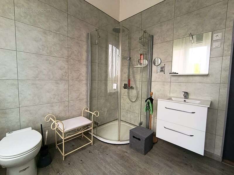  Spacieuse maison bourgeoise de 280 m² – Habitez et générez un revenu locatif avec 50 m² en plus ! - photo 16