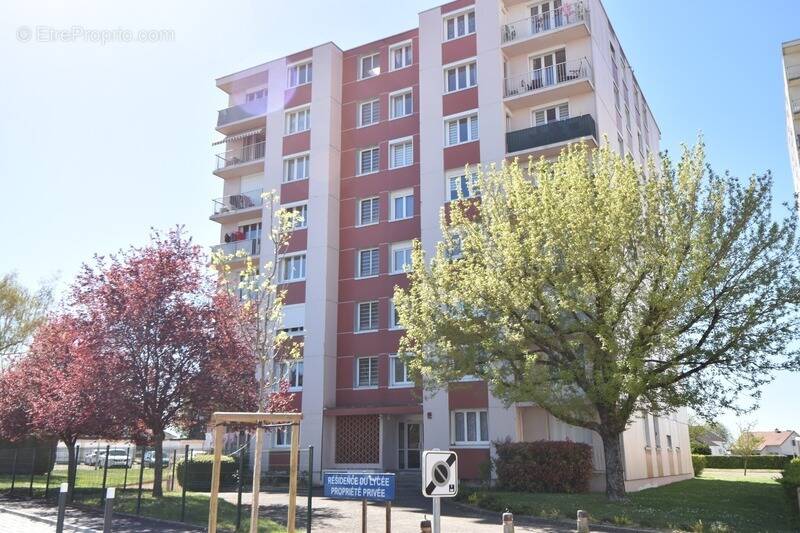 Appartement à DIGOIN