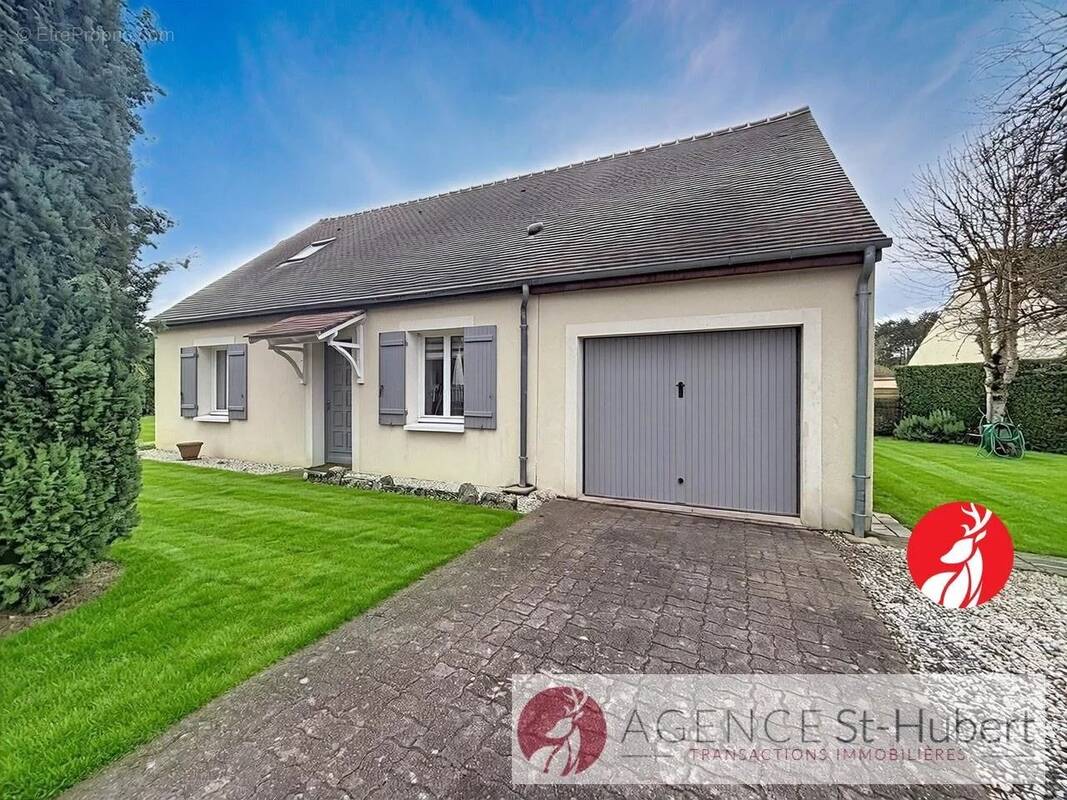 Maison à LA CHAPELLE-LA-REINE